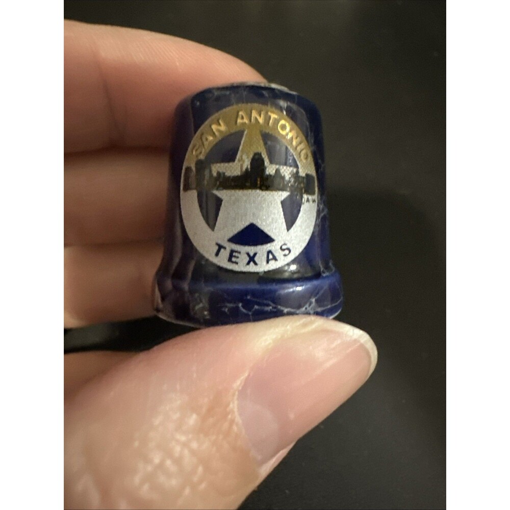 Vintage Porcelain Thimble‎ Souvenir San Antonio, Texas Blue